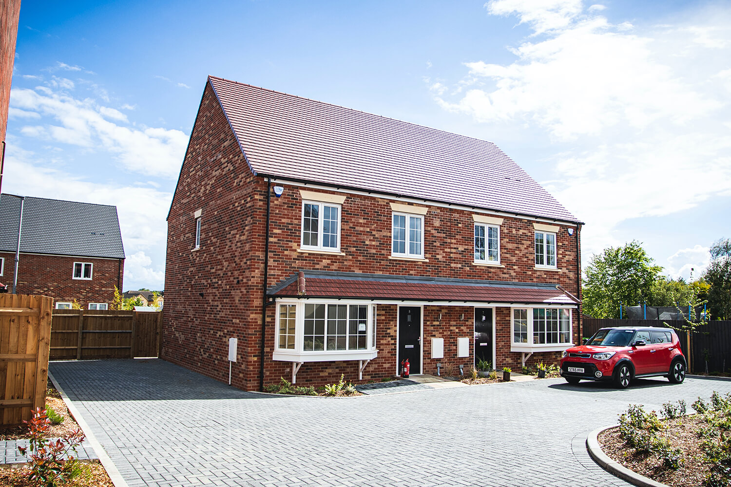 Selling a house for cash eliminates hassle